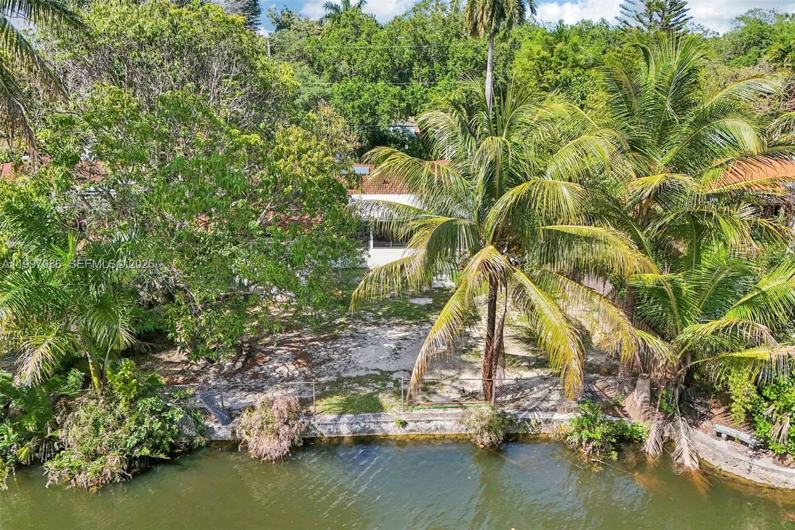 SHERWOOD FOREST - Residential