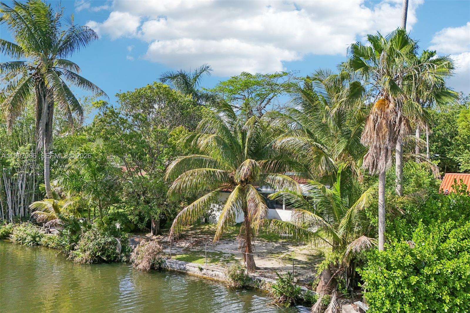 SHERWOOD FOREST - Residential