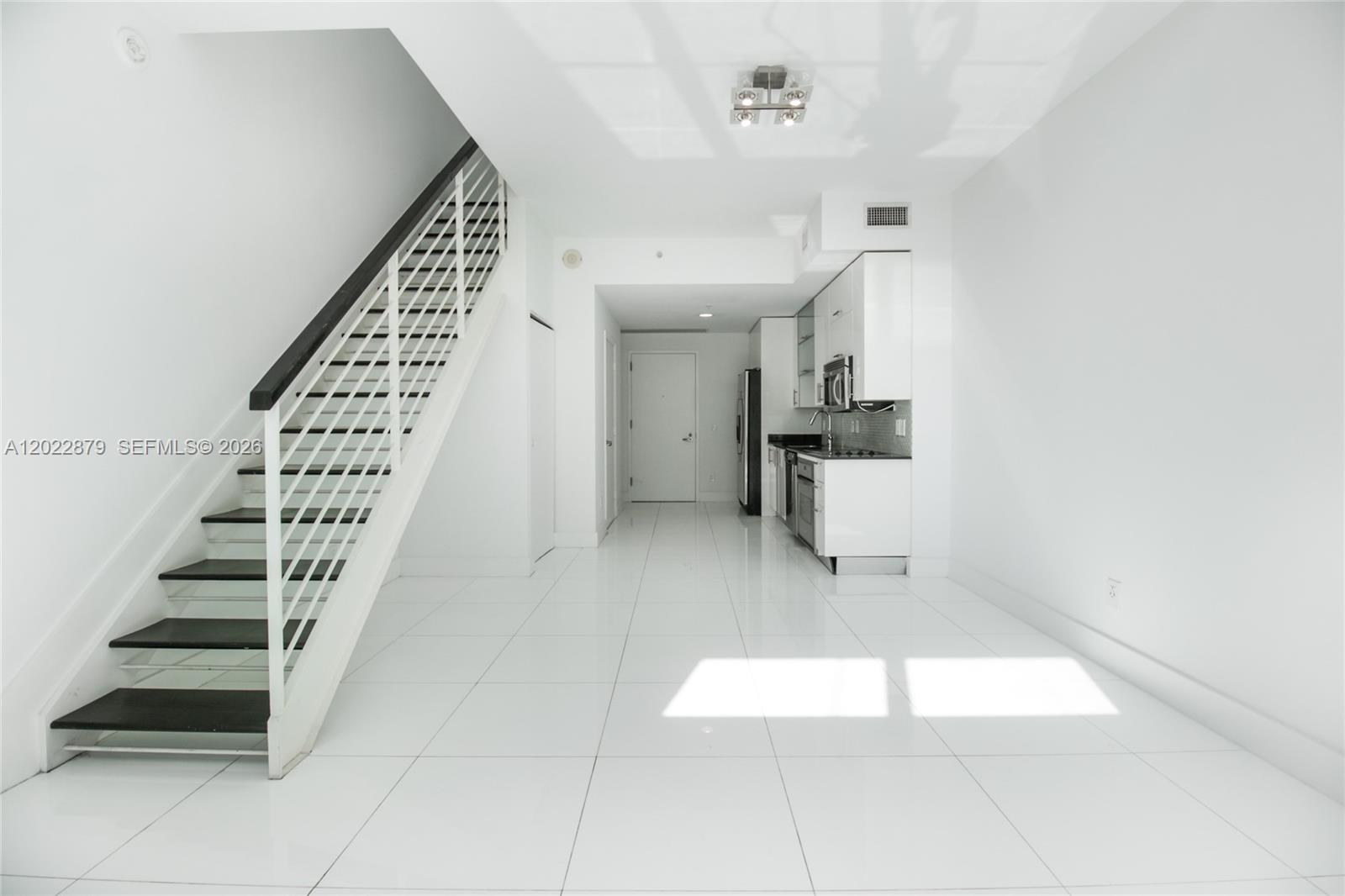 60 SW 13th St 2208