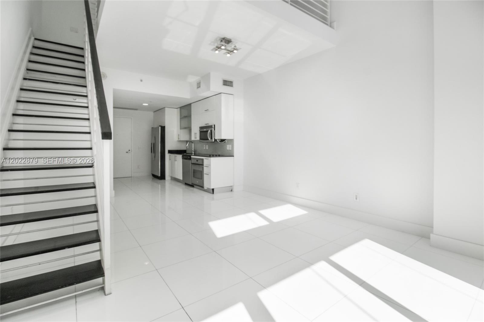 60 SW 13th St 2208