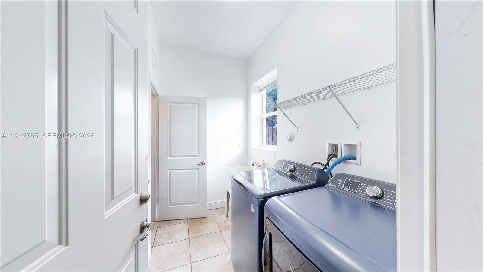 ANTIGUA AT OASIS - Residential