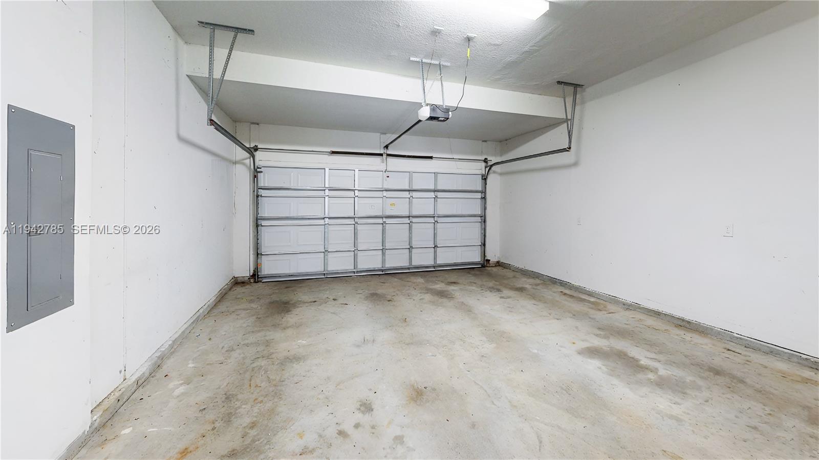 ANTIGUA AT OASIS - Residential