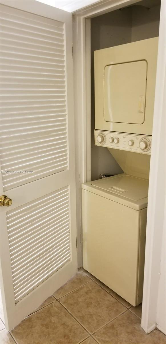 CYPRESS CREEK VILLAS - Residential Lease