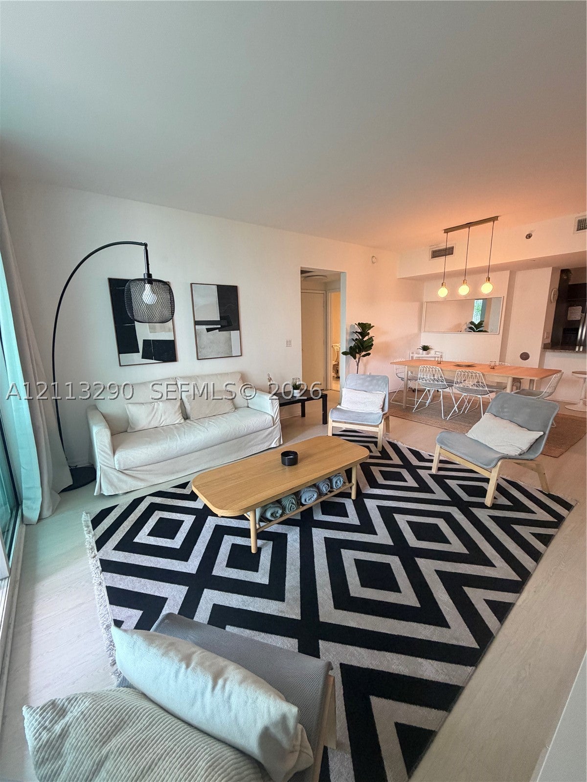 951 Brickell Ave 405