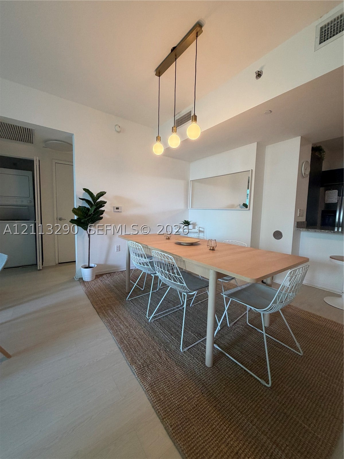 951 Brickell Ave 405