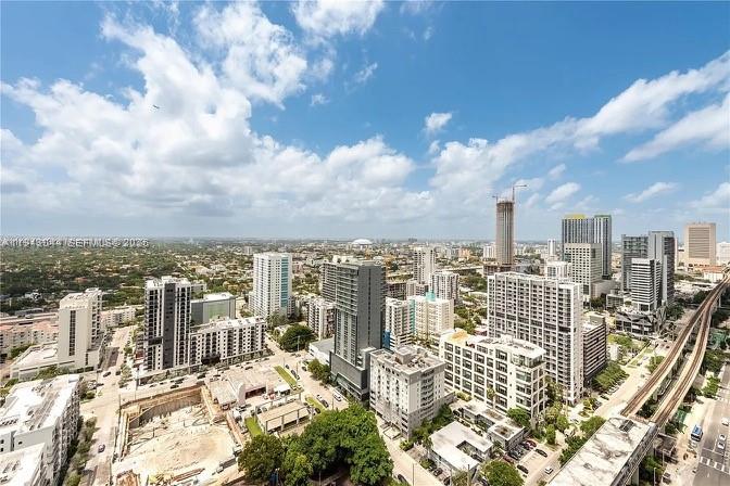 THE AXIS ON BRICKELL COND - Residential Lease