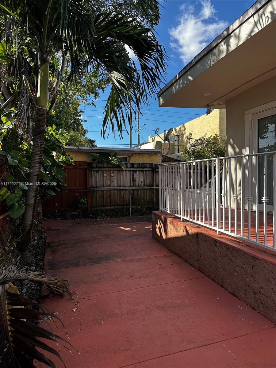 Prime Location, 1/1 apartment on ground floor,  completely remodeled.  Enjoy your own private rear entrance to this beautiful unit.  White Porcelain floors throughout, quartz counter top, stainless steel appliances, impact windows and doors, and a small private backyard.  Close to major highways, airport, shopping, downtown Miami, Beaches, Coral Gables and Coconut Grove and Hospitals. No pets nor smoking allowed.   WATER AND ELECTRICITY INCLULDED