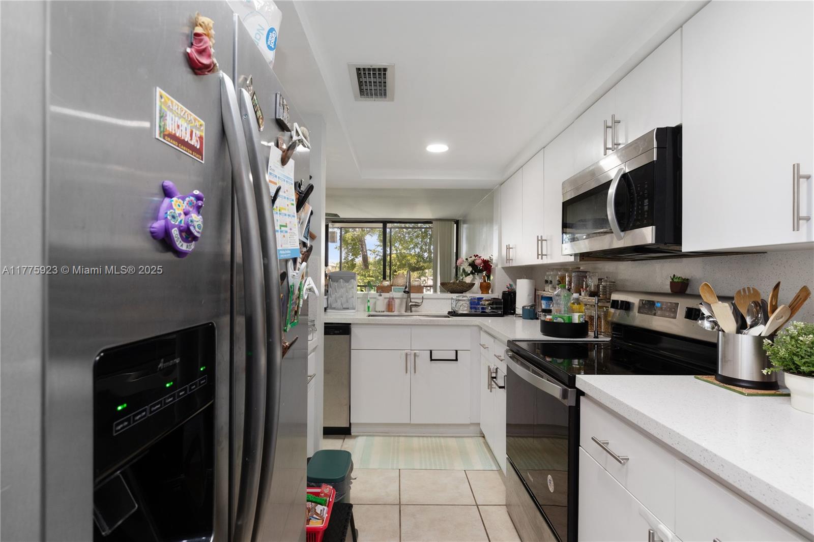 HARVEST SECTION FOUR COND - Residential