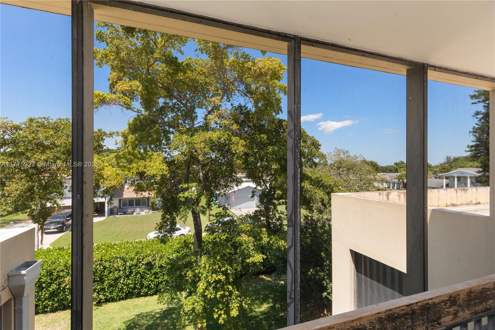 HARVEST SECTION FOUR COND - Residential