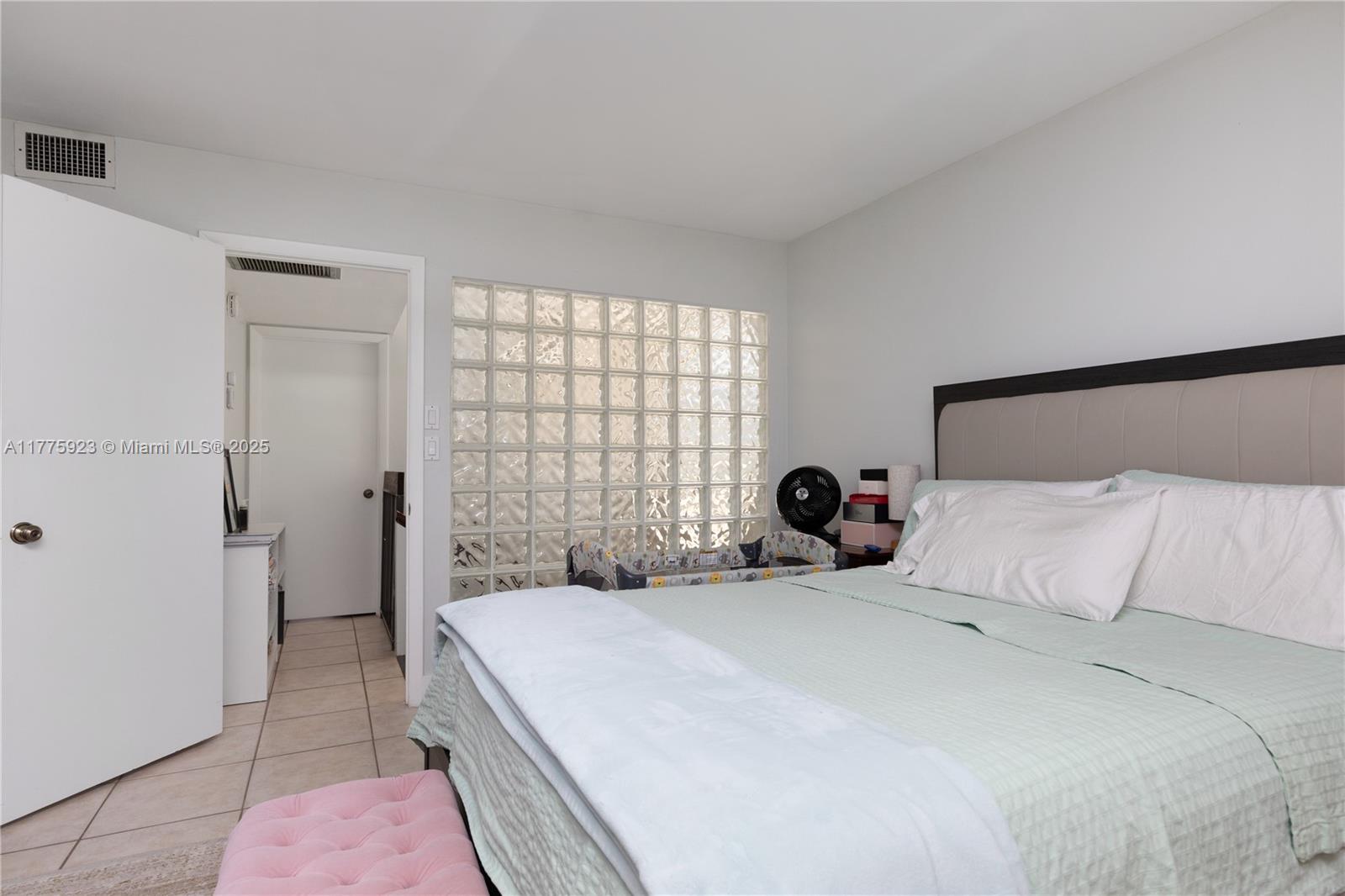 HARVEST SECTION FOUR COND - Residential