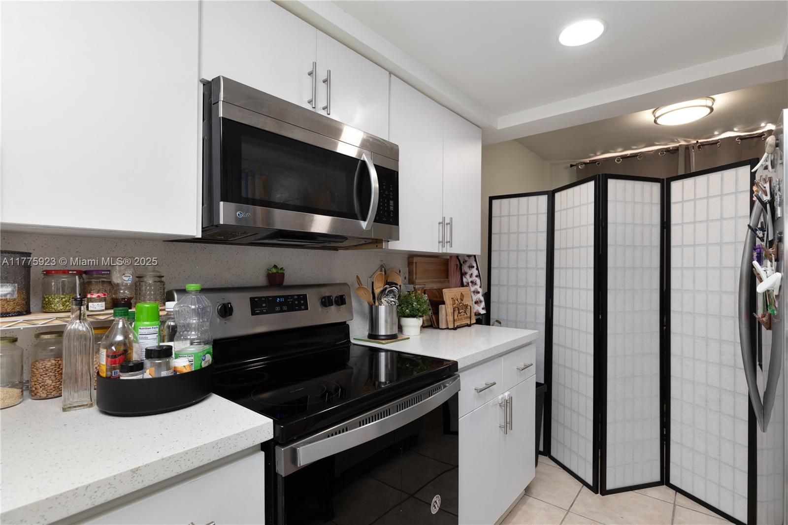 HARVEST SECTION FOUR COND - Residential