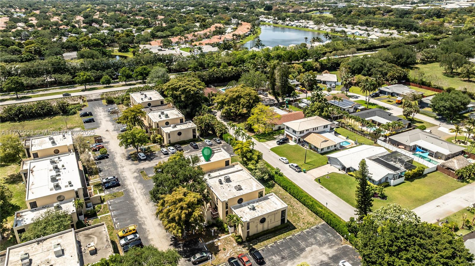 HARVEST SECTION FOUR COND - Residential