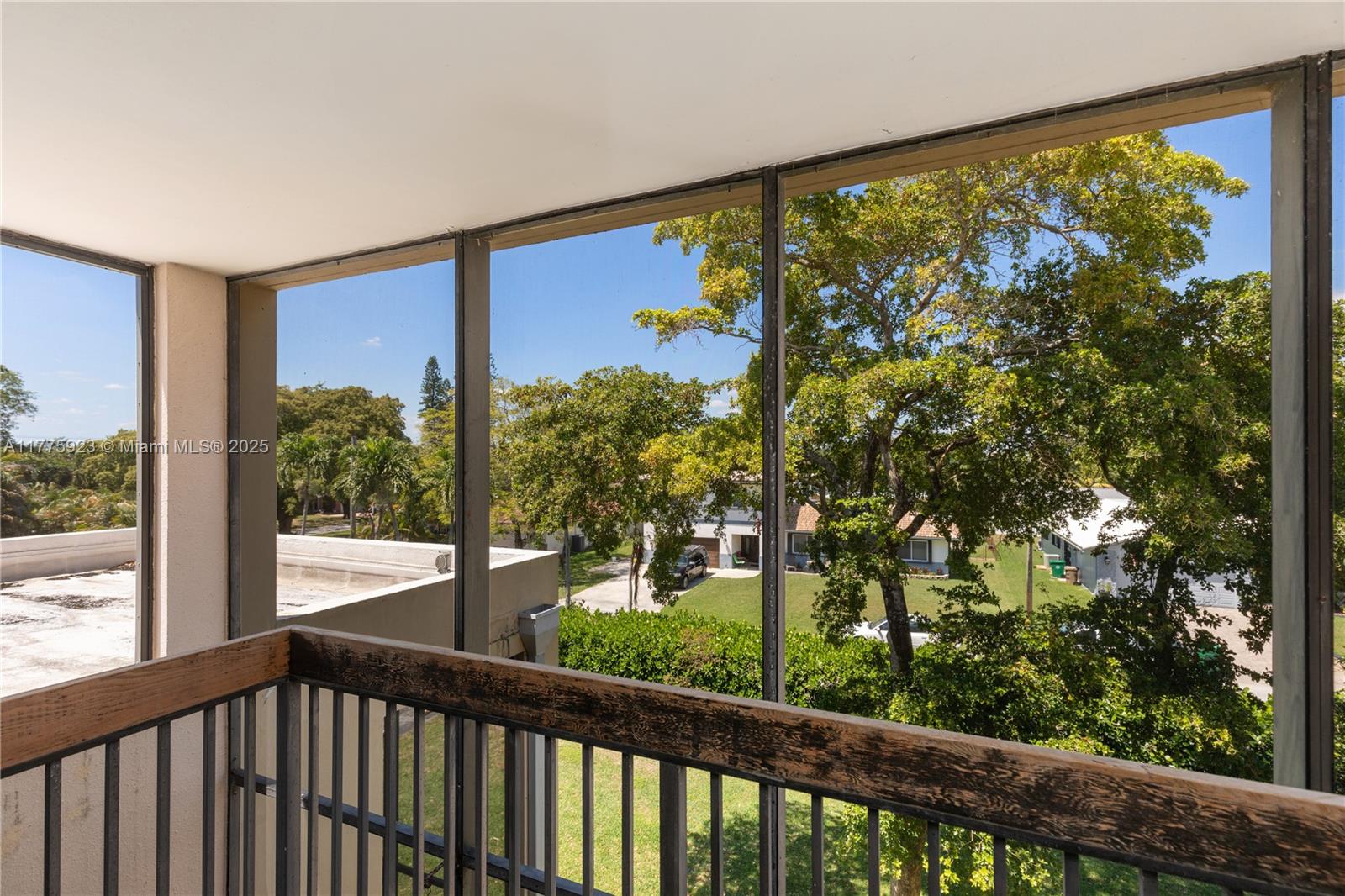 HARVEST SECTION FOUR COND - Residential