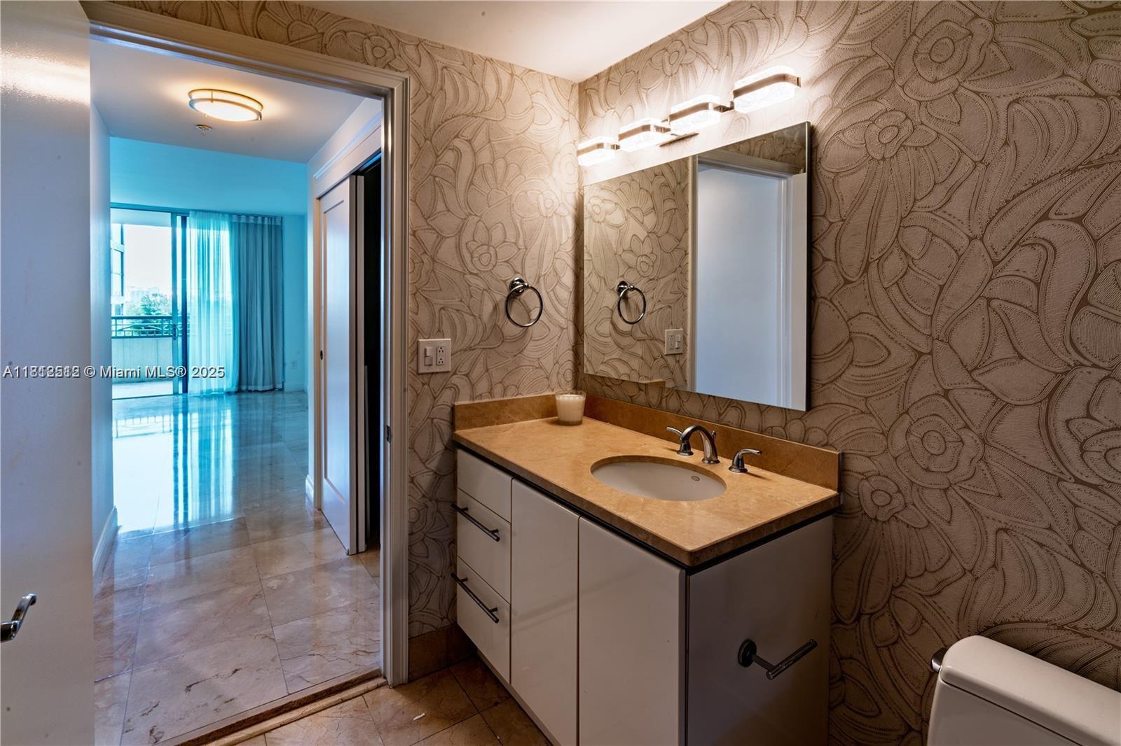 THE TOWER RESIDENCES COND - Residential Lease