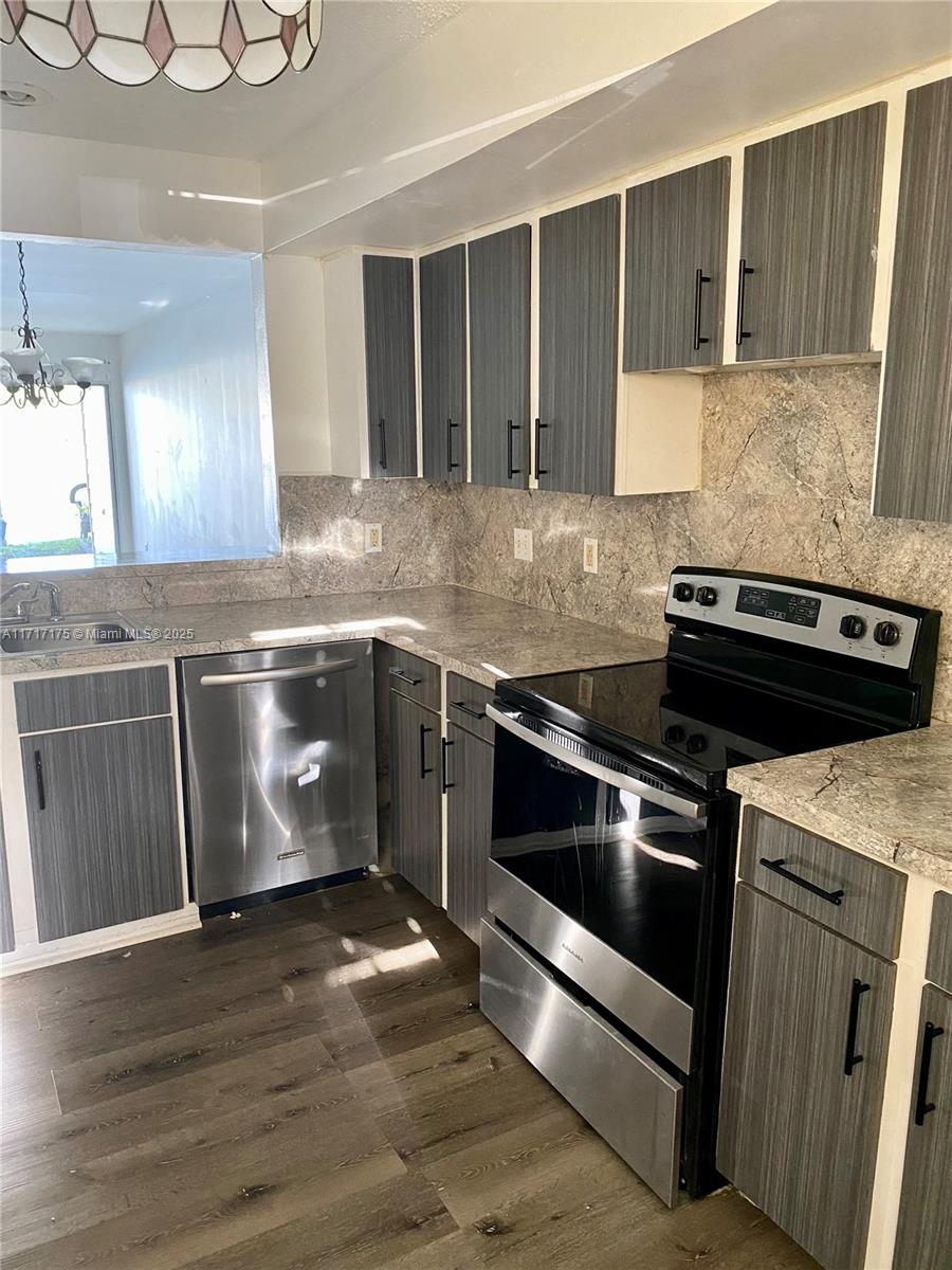 ROCK ISLAND LAND CORP - Residential