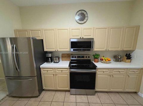 Tiny photo for 2363 SE 19th St, Homestead, FL 33035 (MLS # A12023770)