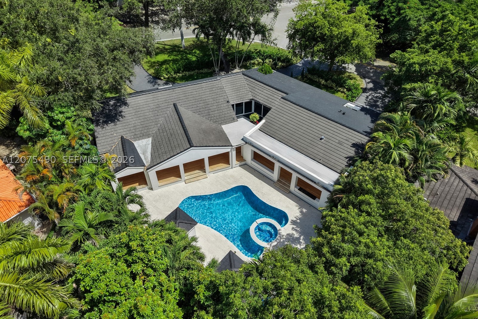 8150 Old Cutler Rd