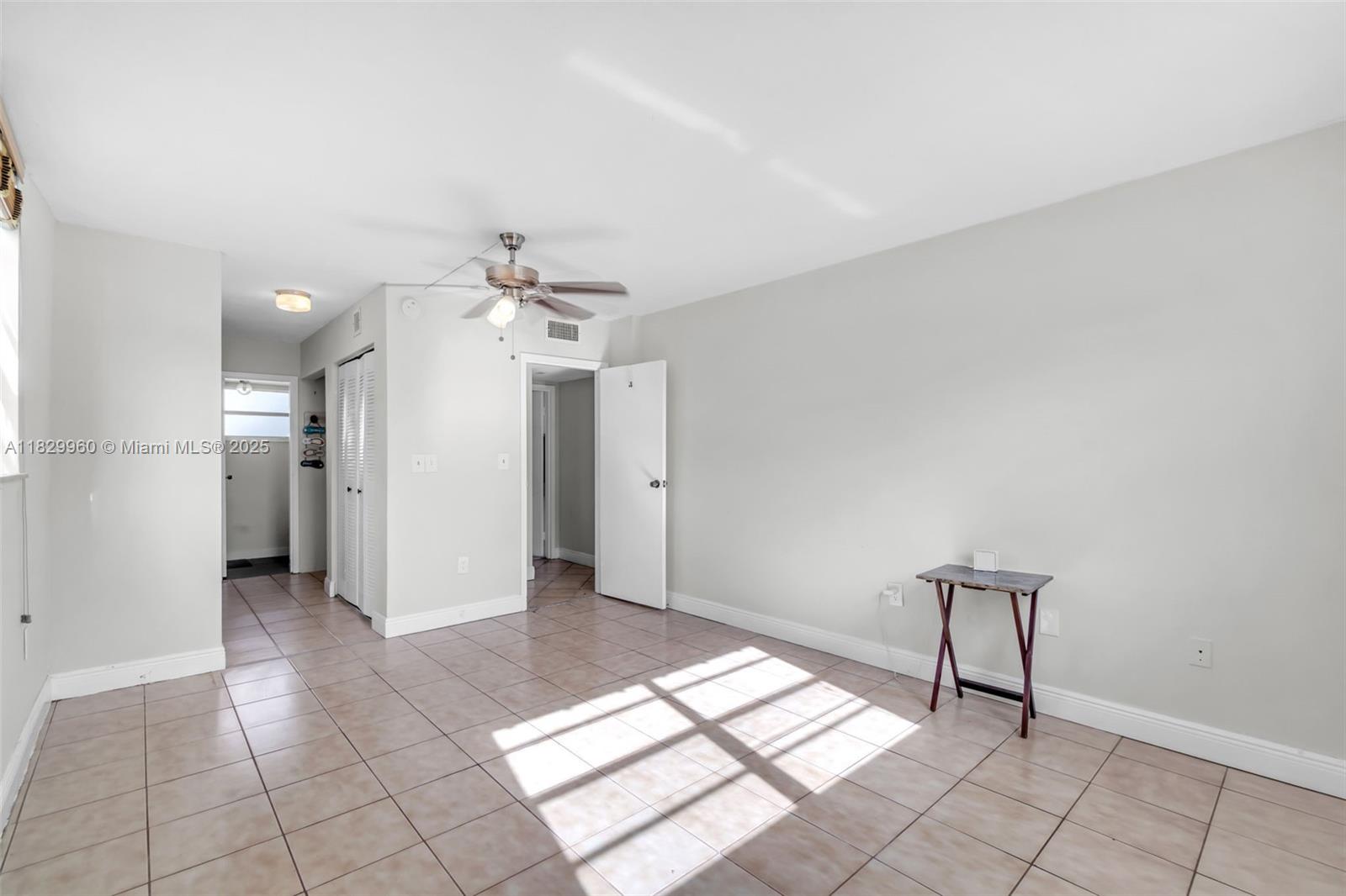 EL CONQUISTADOR NORTH CON - Residential