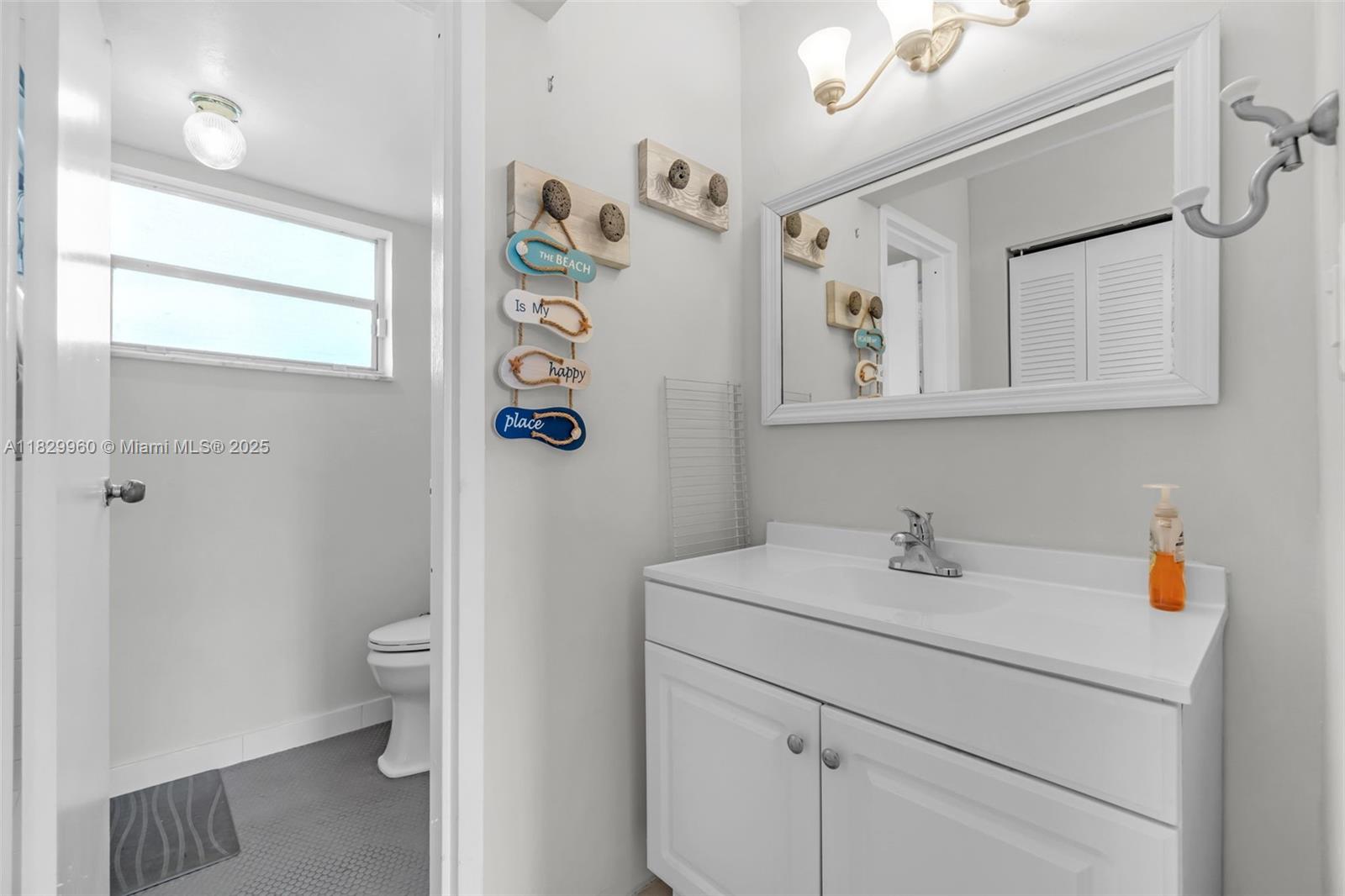 EL CONQUISTADOR NORTH CON - Residential