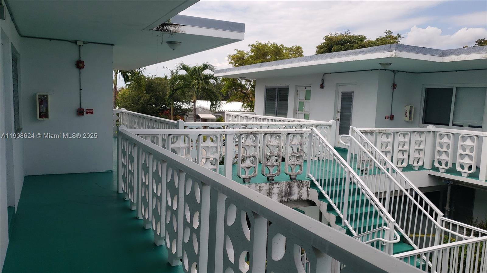 WILEY CONDO APTS INC - Residential Lease