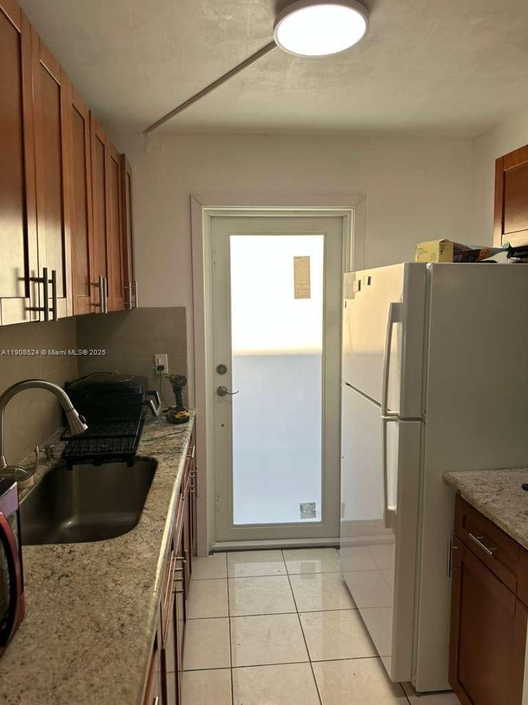 WILEY CONDO APTS INC - Residential Lease