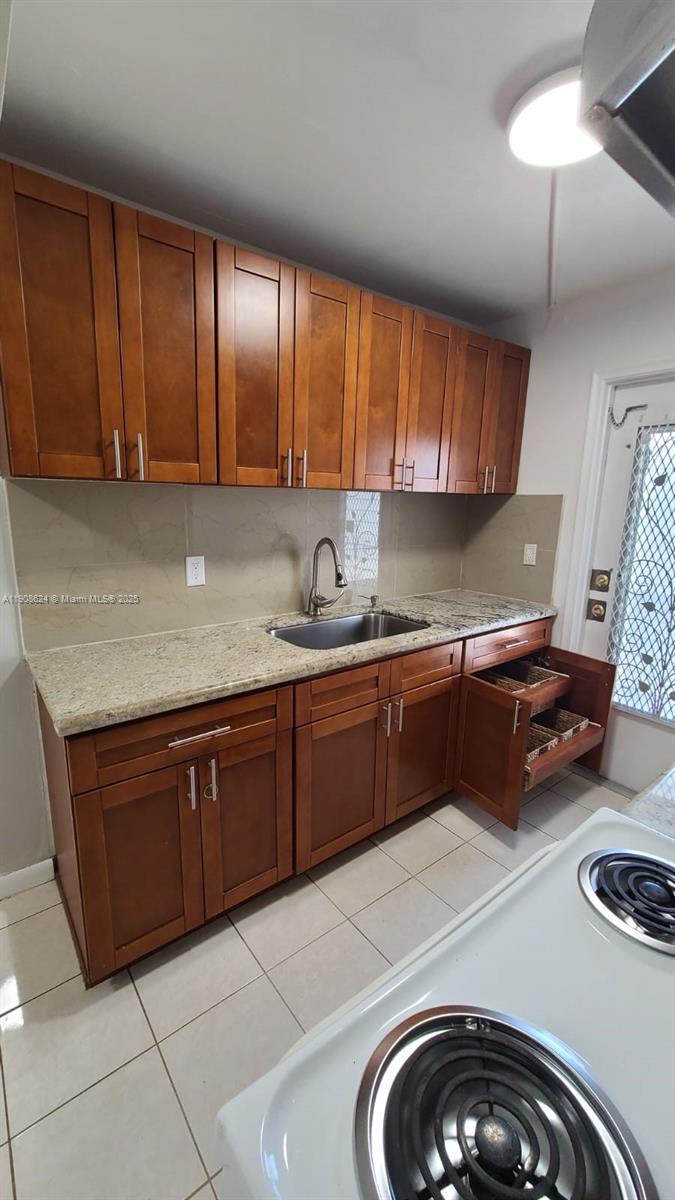 WILEY CONDO APTS INC - Residential Lease