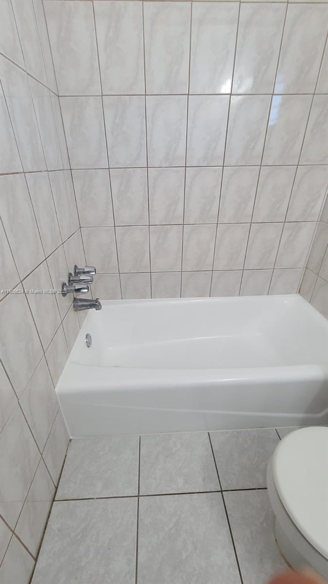 WILEY CONDO APTS INC - Residential Lease