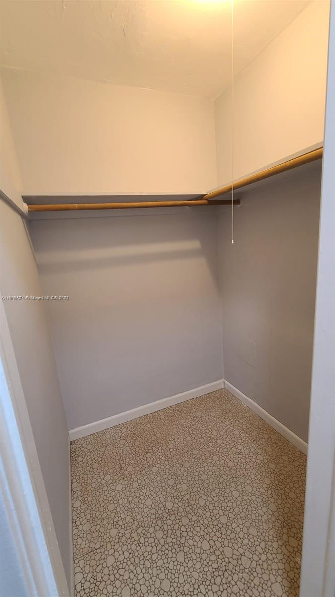 WILEY CONDO APTS INC - Residential Lease