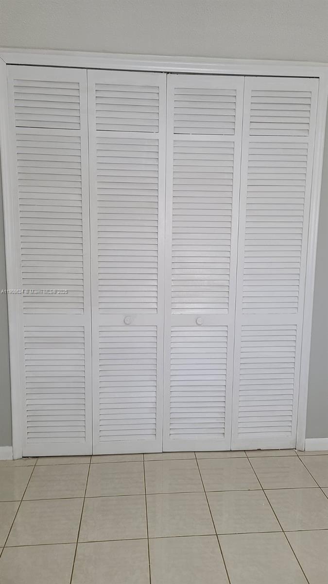 WILEY CONDO APTS INC - Residential Lease