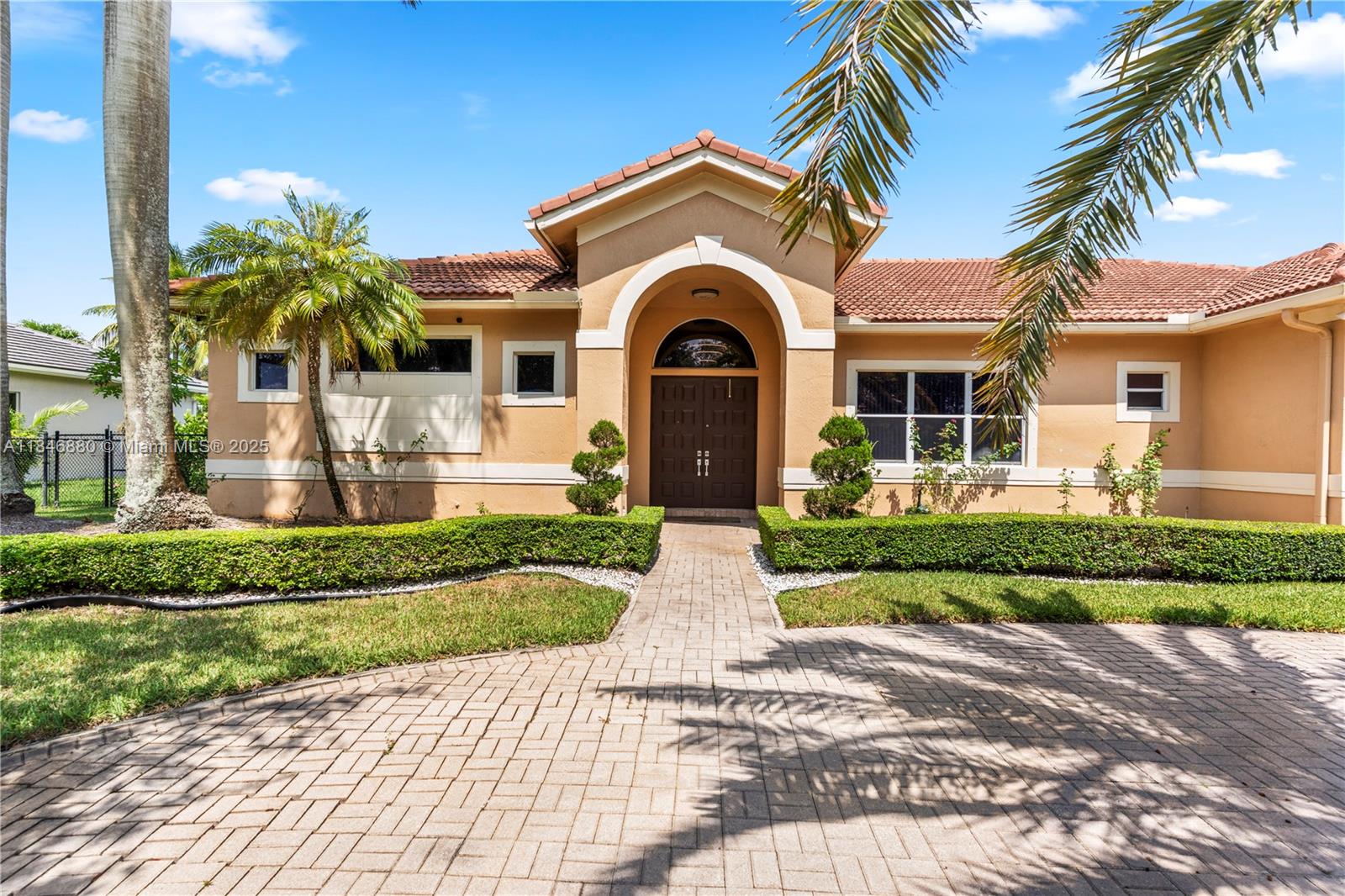 4074 SW 140th Ave