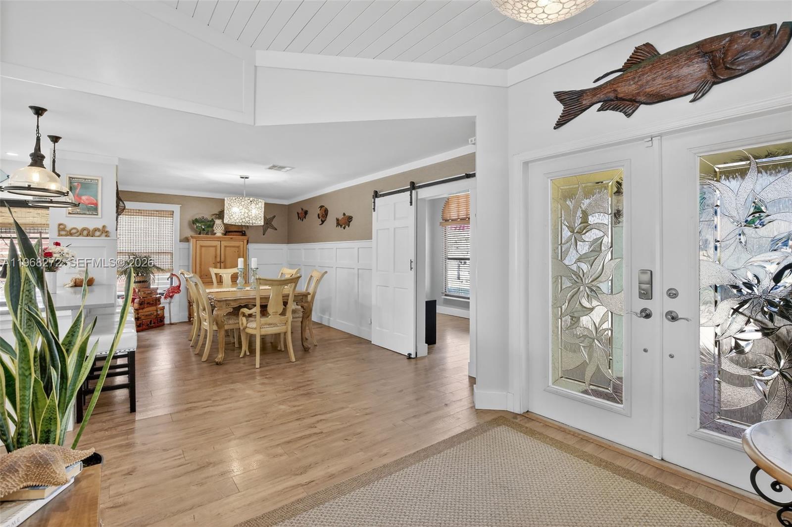 COUNTRY ADDRESS - Residential