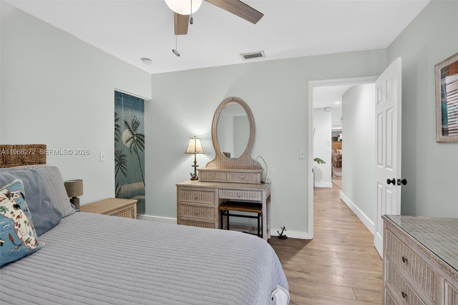 COUNTRY ADDRESS - Residential