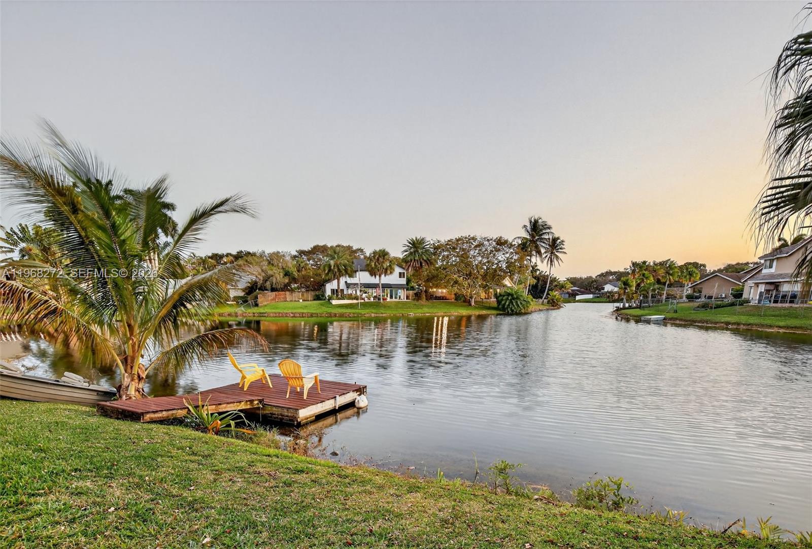 COUNTRY ADDRESS - Residential