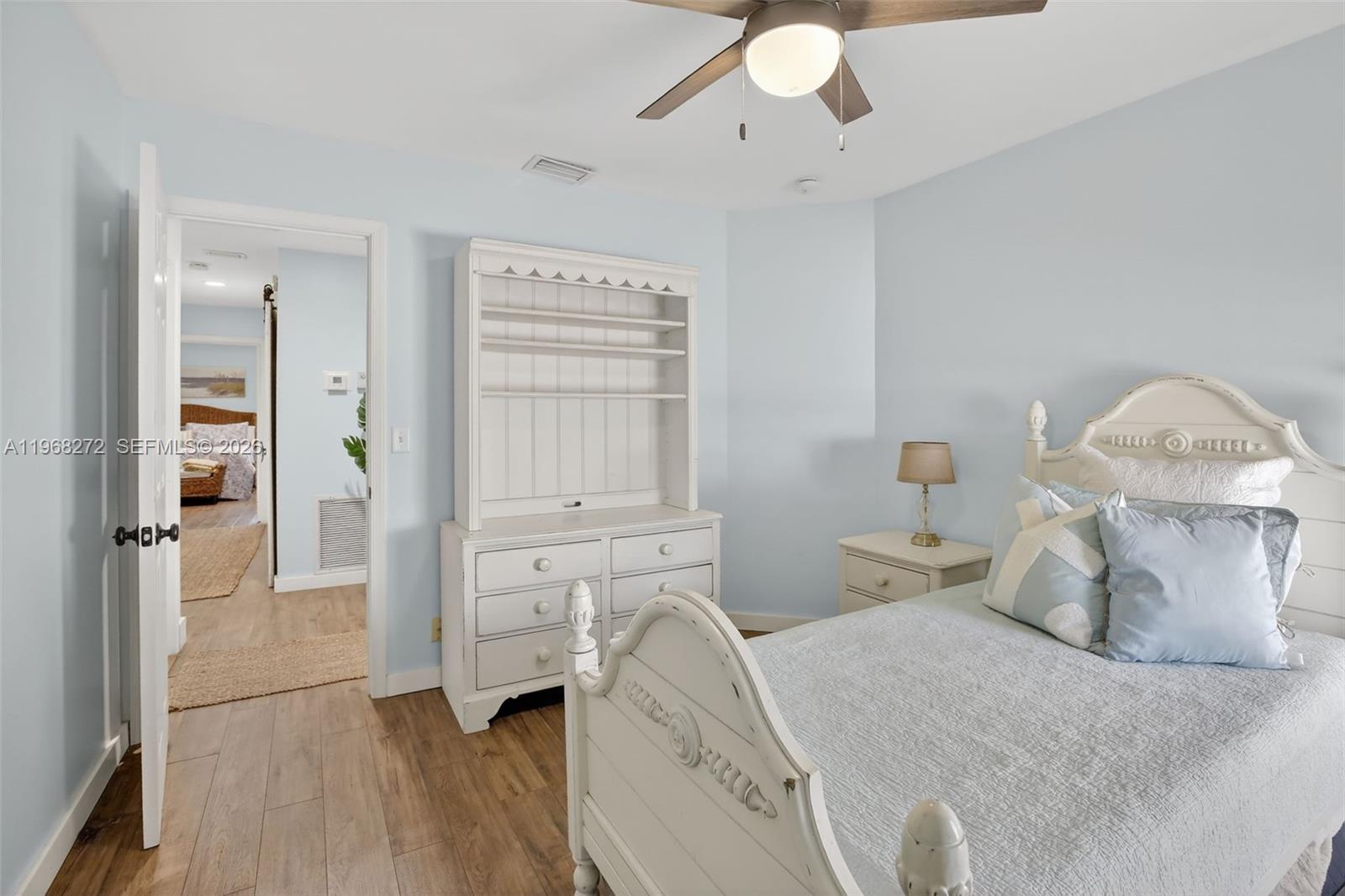 COUNTRY ADDRESS - Residential