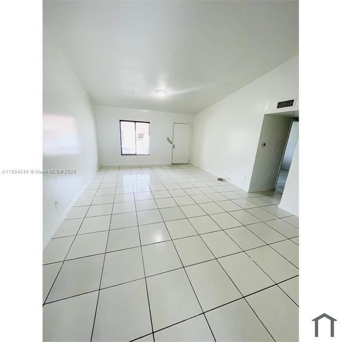 WATERSIDE TOWNHOMES SEC 2 - Residential Lease