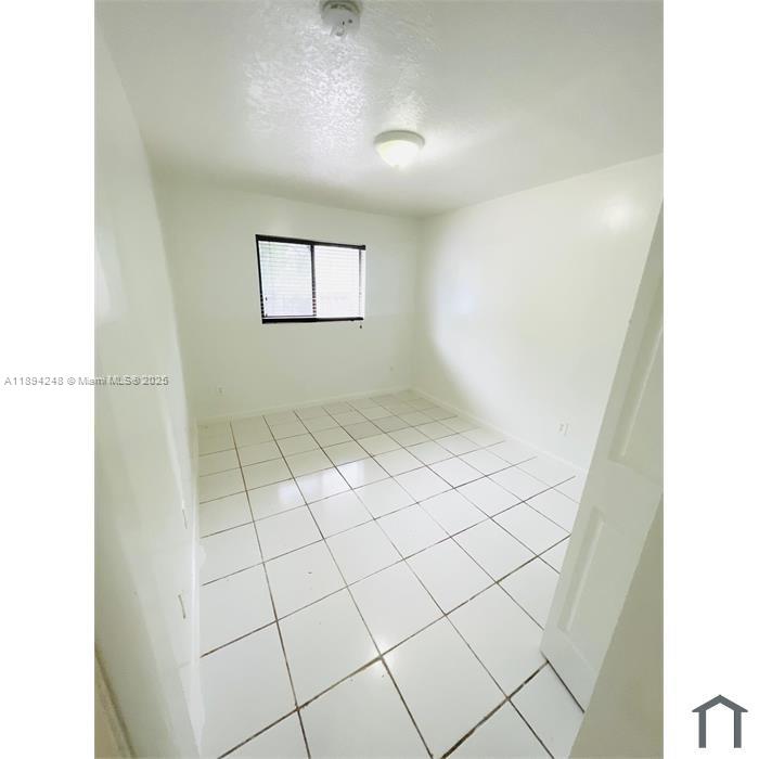 WATERSIDE TOWNHOMES SEC 2 - Residential Lease