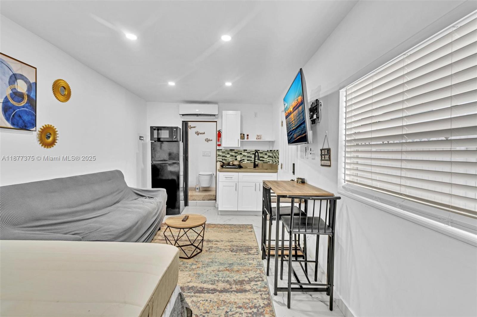 PLAYLAND ISLES - Residential Lease