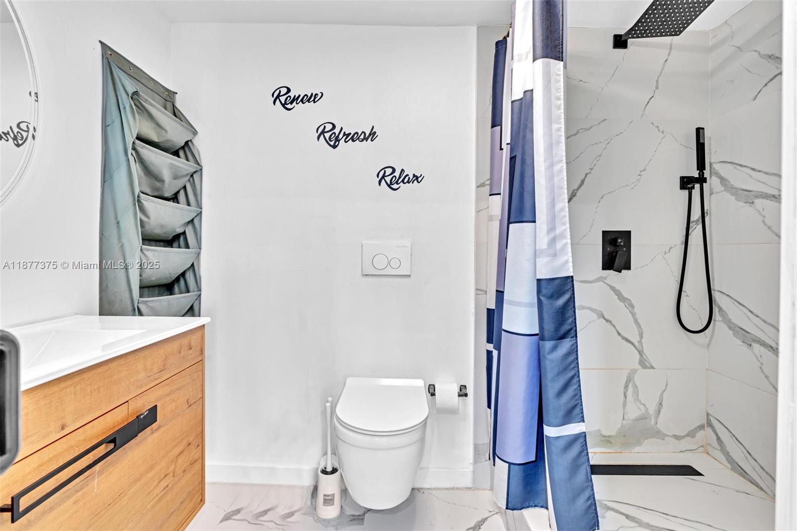 PLAYLAND ISLES - Residential Lease