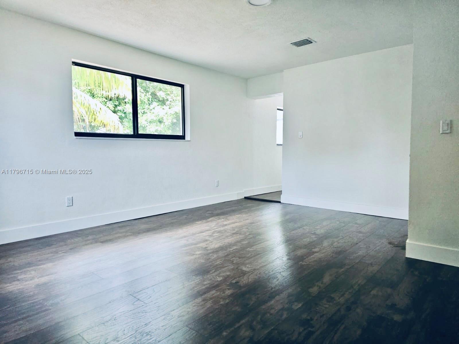 WINDWARD ESTATES SEC 1 - Residential