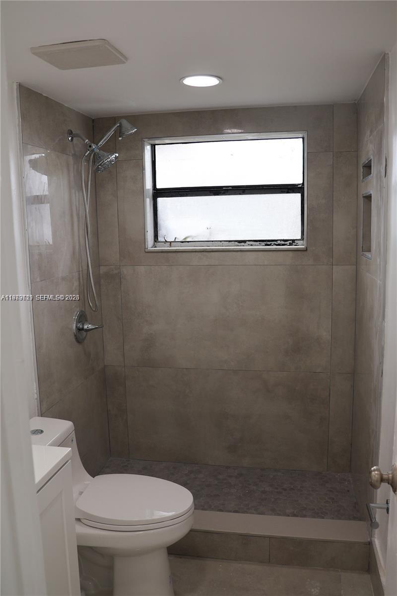 LAGO GRANDE TWO CONDO - Residential Lease