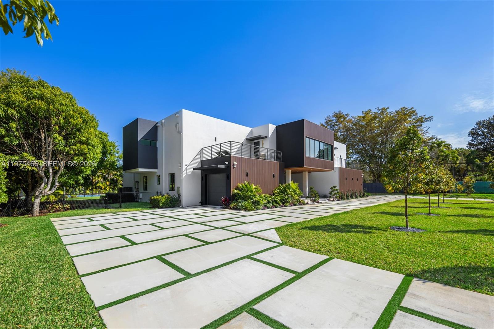 HALLMARK HEIGHTS ESTATES - Residential