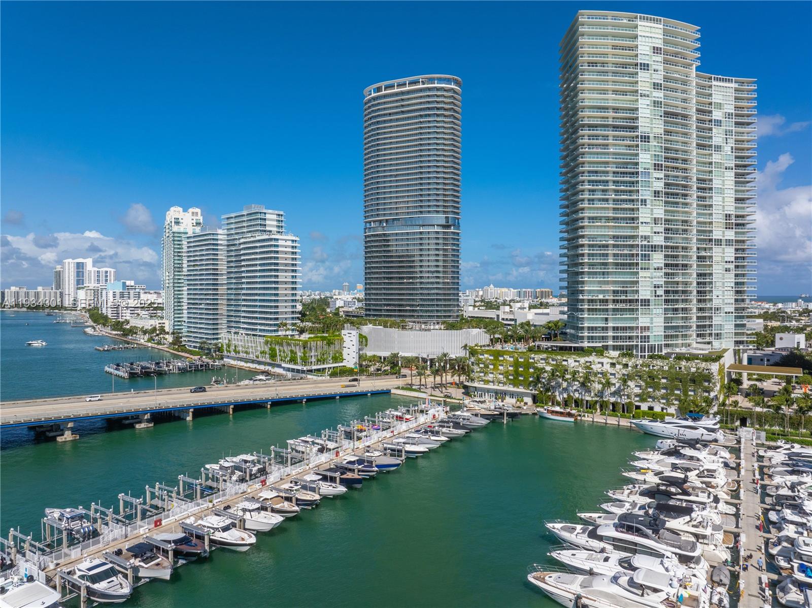 FIVE PARK MIAMI BEACH - Residential