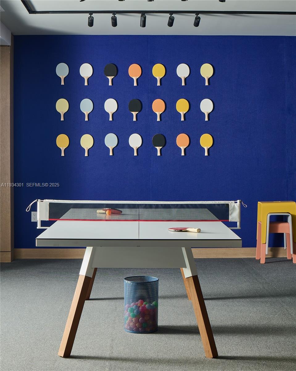 FIVE PARK MIAMI BEACH - Residential