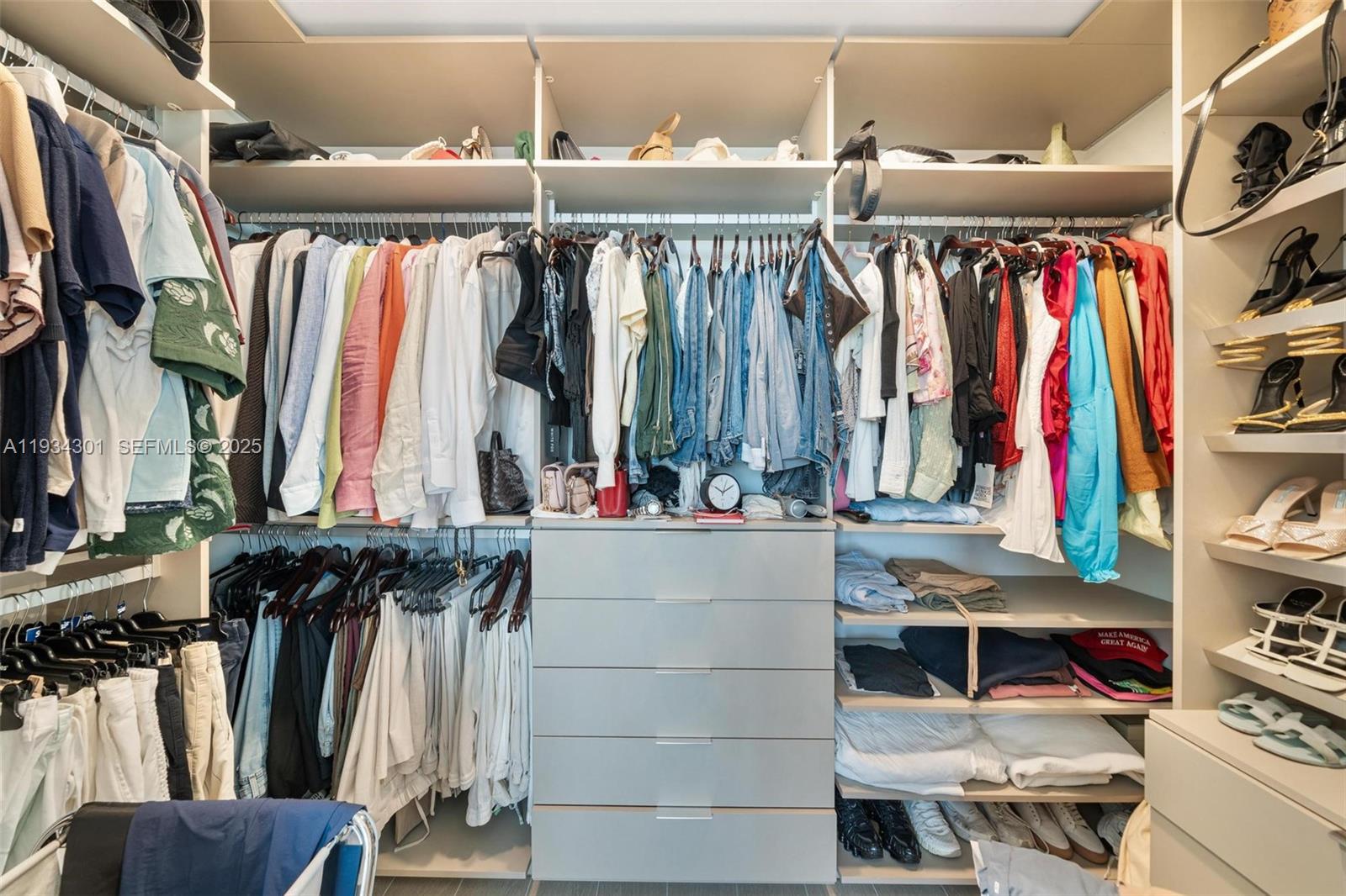 FIVE PARK MIAMI BEACH - Residential