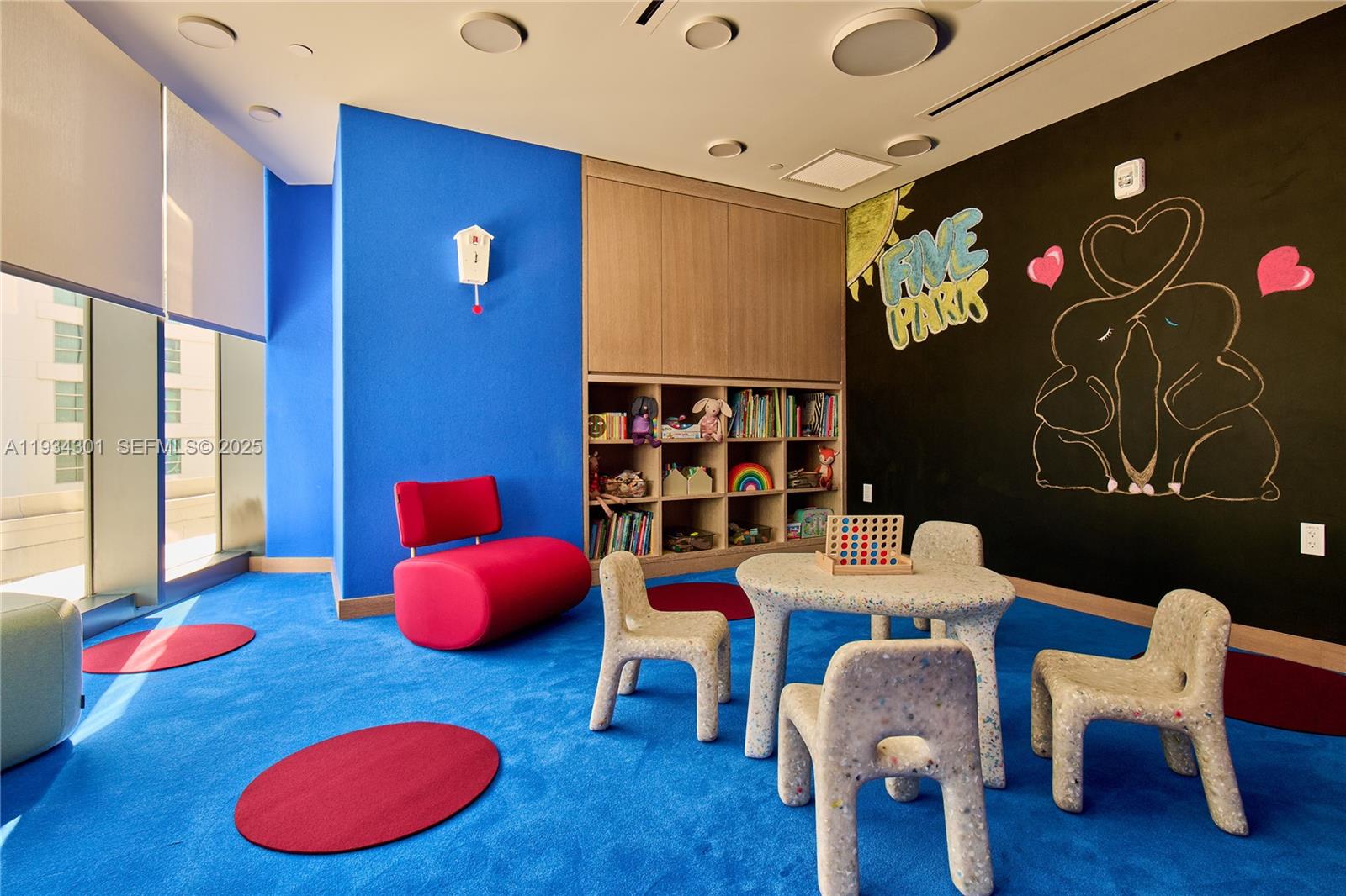 FIVE PARK MIAMI BEACH - Residential