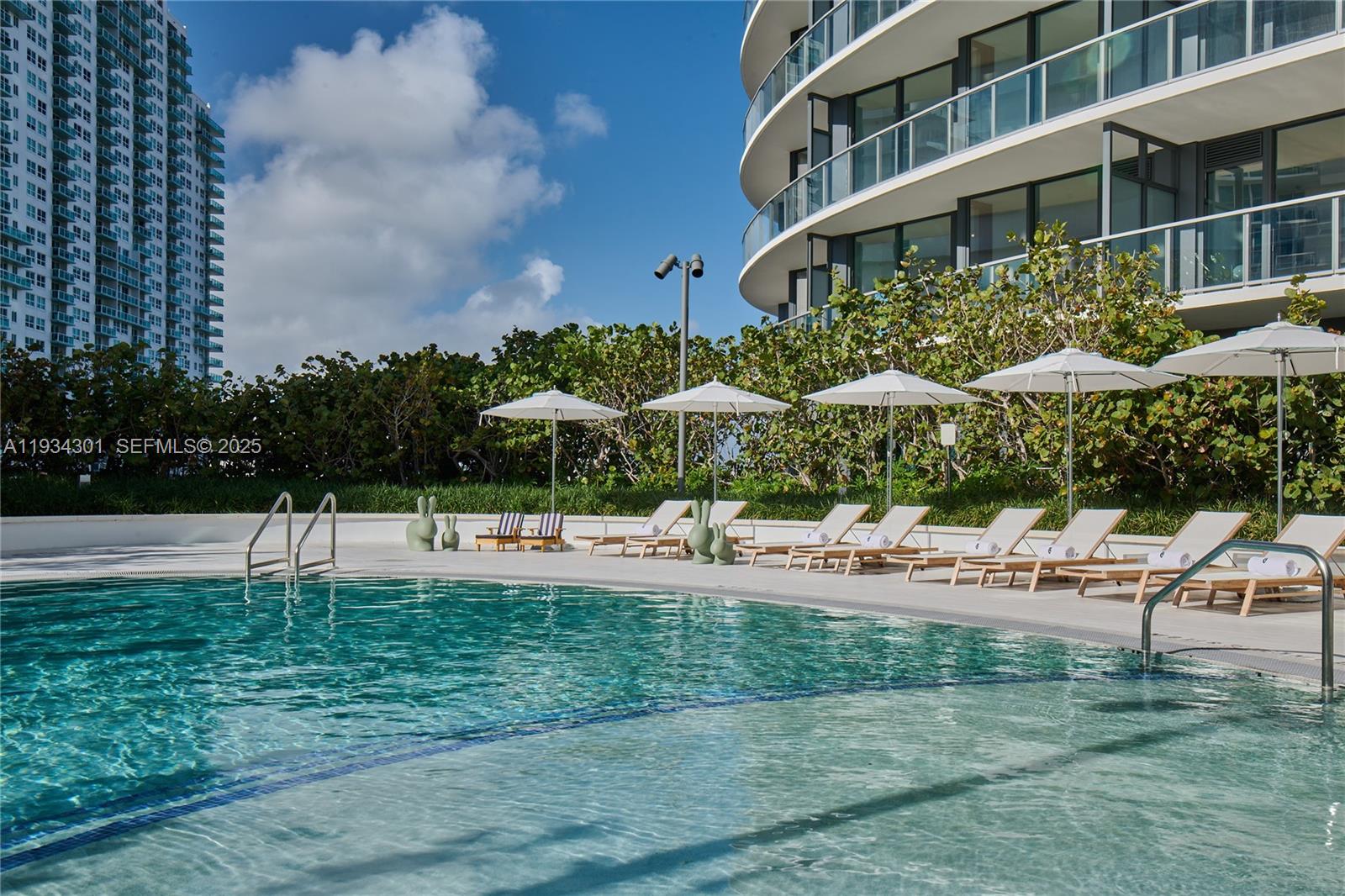 FIVE PARK MIAMI BEACH - Residential