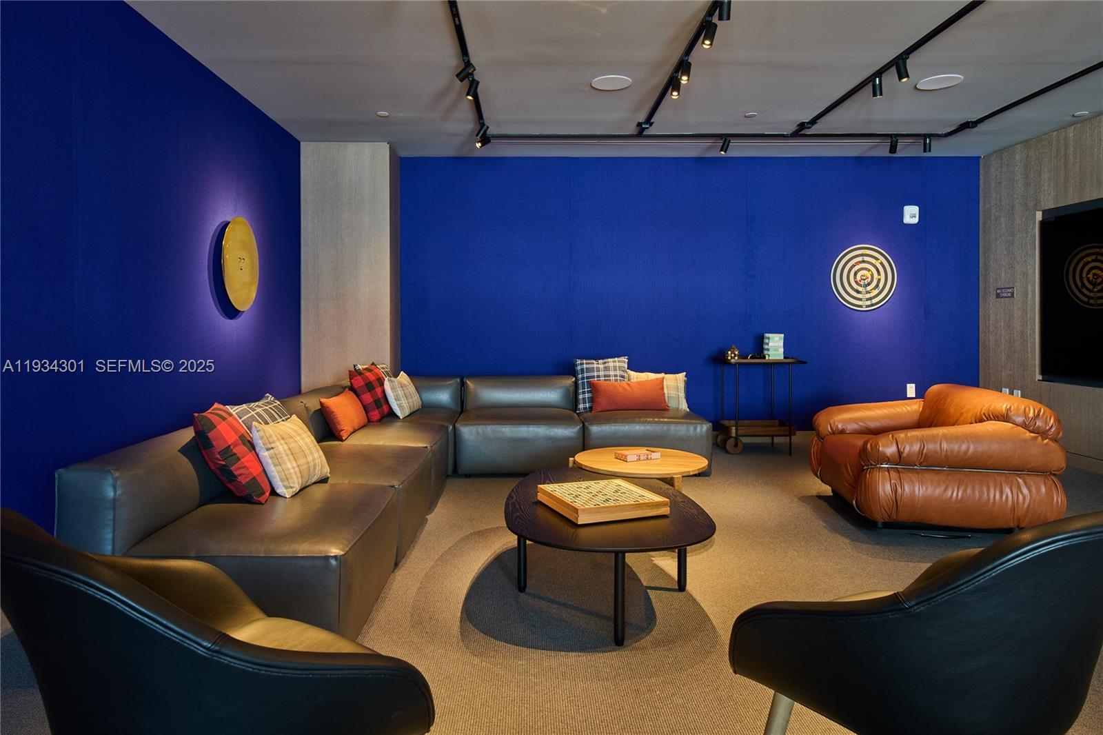 FIVE PARK MIAMI BEACH - Residential