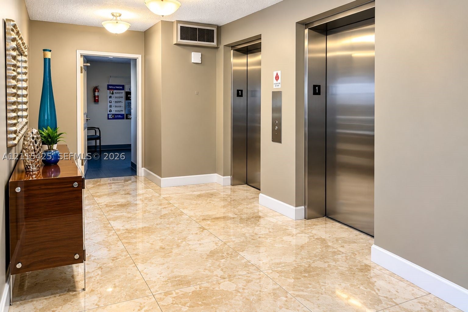550 Bayshore Dr 404