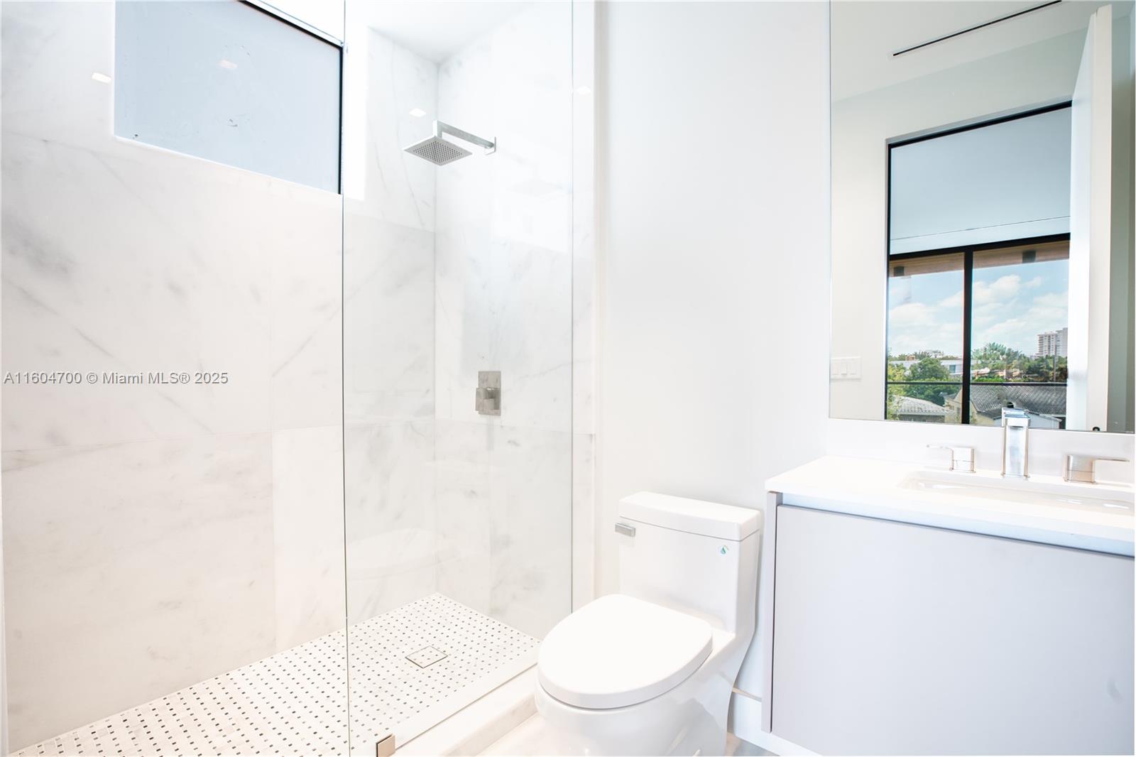 SURPRISE LAKE - Residential Lease