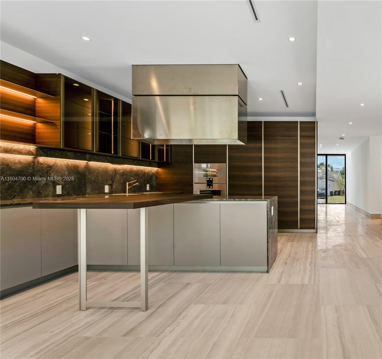 SURPRISE LAKE - Residential Lease